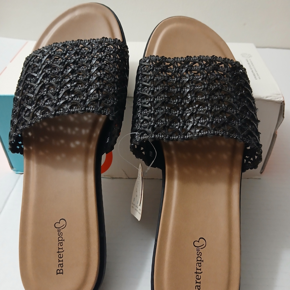 Baretraps Women's Black Slide Sandals Sizes 11/ 9½ New - Picture 9 of 11